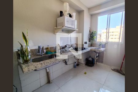 Cozinha de apartamento à venda com 2 quartos, 47m² em Palmeiras, Belo Horizonte