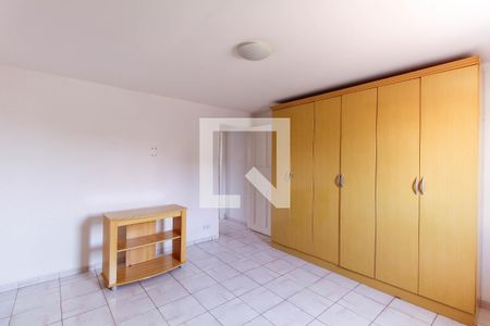 Quarto 2 de casa para alugar com 3 quartos, 100m² em Vila Bertioga, São Paulo