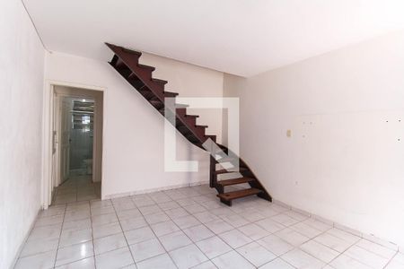 Sala de casa para alugar com 3 quartos, 100m² em Vila Bertioga, São Paulo