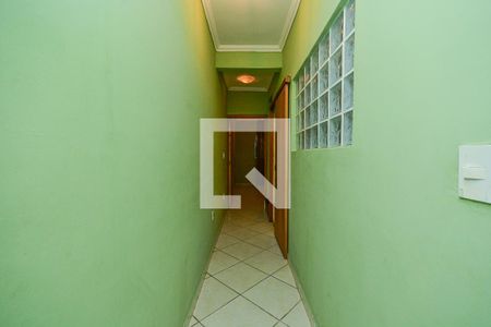 Corredor de casa para alugar com 1 quarto, 70m² em Guarapiranga, São Paulo