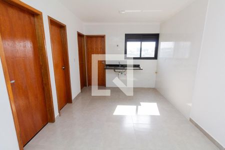 Sala e Cozinha de apartamento para alugar com 2 quartos, 39m² em Vila Ré, São Paulo