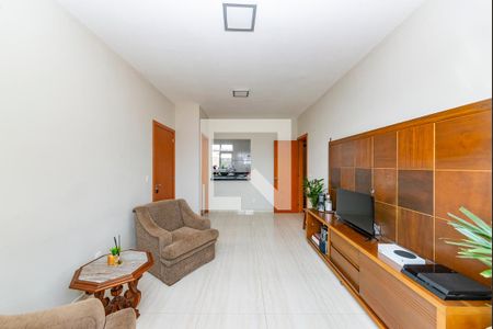 Sala de apartamento à venda com 3 quartos, 110m² em Estrela Dalva, Belo Horizonte