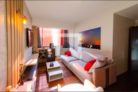 Sala de apartamento para alugar com 3 quartos, 130m² em Buritis, Belo Horizonte