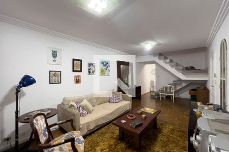 Sala de casa à venda com 4 quartos, 225m² em Vila Firmiano Pinto, São Paulo