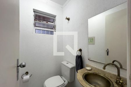 Lavabo de casa à venda com 4 quartos, 225m² em Vila Firmiano Pinto, São Paulo