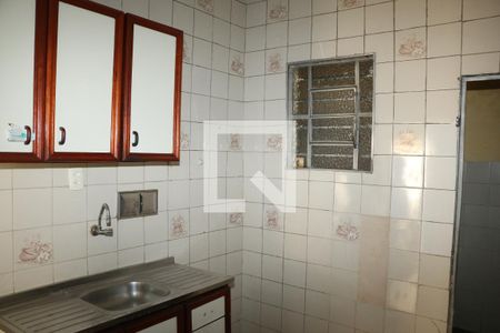 Casa para alugar com 2 quartos, 100m² em Centro, Nova Iguaçu