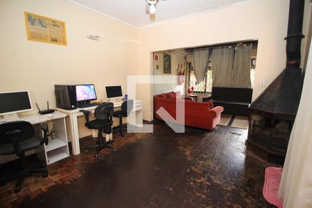 Sala de casa à venda com 5 quartos, 330m² em Santana, Porto Alegre