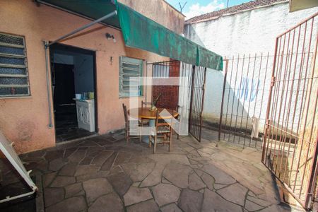 Varanda de casa à venda com 5 quartos, 330m² em Santana, Porto Alegre