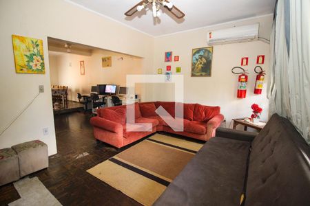 Sala de casa à venda com 5 quartos, 330m² em Santana, Porto Alegre