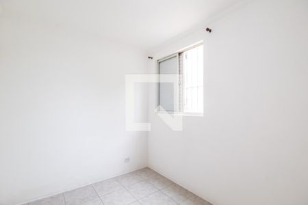 Quarto 2 de apartamento para alugar com 2 quartos, 47m² em Vila Yolanda, Osasco