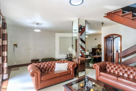 Sala de TV de casa à venda com 4 quartos, 311m² em Brooklin, São Paulo