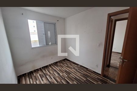 Quarto de apartamento para alugar com 2 quartos, 45m² em Parque Santa Rosa, Suzano