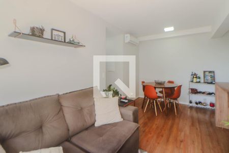 Sala de apartamento para alugar com 2 quartos, 58m² em Jardim do Salso, Porto Alegre