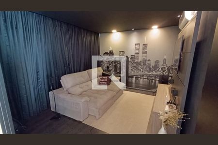 Sala de TV de casa de condomínio para alugar com 3 quartos, 285m² em Jardim Ibiti do Paco, Sorocaba