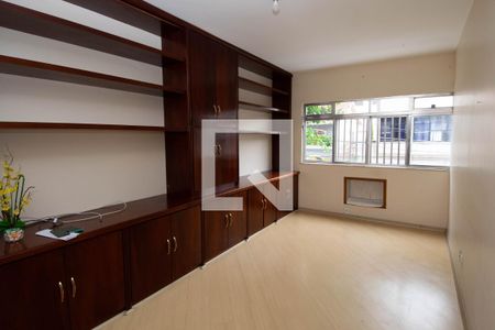 Sala de apartamento para alugar com 2 quartos, 68m² em Jardim Guanabara, Rio de Janeiro