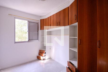 Quarto 2 de apartamento para alugar com 3 quartos, 65m² em Jardim Santa Emília, São Paulo