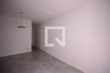 Sala  de apartamento para alugar com 3 quartos, 65m² em Jardim Santa Emília, São Paulo