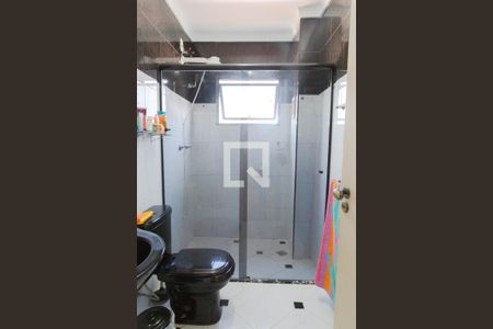 Apartamento à venda com 650m², 4 quartos e 6 vagas Apartamento à venda com 650m², 4 quartos e 6 vagasBanheiro Social