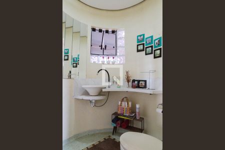 Apartamento à venda com 650m², 4 quartos e 6 vagas Apartamento à venda com 650m², 4 quartos e 6 vagasLavabo