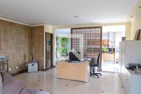 Apartamento à venda com 650m², 4 quartos e 6 vagas Apartamento à venda com 650m², 4 quartos e 6 vagasSala