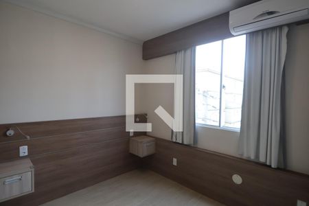 Quarto 1 de apartamento para alugar com 2 quartos, 42m² em Fátima, Canoas