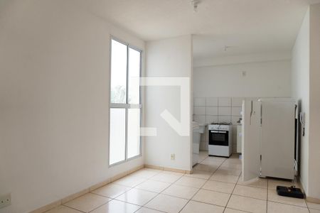 Sala/Cozinha/serviço  de apartamento para alugar com 2 quartos, 44m² em Chácaras Reunidas Santa Terezinha, Contagem