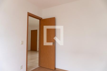 QUARTO de apartamento para alugar com 2 quartos, 44m² em Chácaras Reunidas Santa Terezinha, Contagem