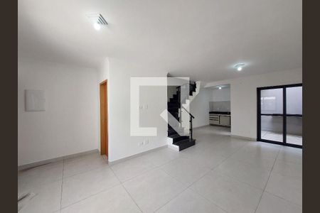 Sala de casa para alugar com 3 quartos, 96m² em Vila Isa, São Paulo