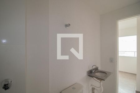 Banheiro de apartamento à venda com 2 quartos, 42m² em Vila Nova Mazzei, São Paulo