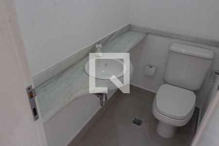 Banheiro de apartamento à venda com 3 quartos, 125m² em Vila Itapura, Campinas