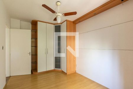 Quarto 1 de apartamento para alugar com 2 quartos, 72m² em Cristal, Porto Alegre