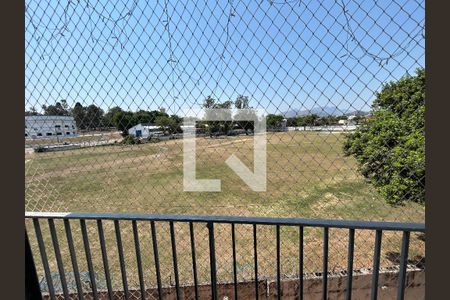 Vista da varanda da sala de apartamento para alugar com 2 quartos, 60m² em Marechal Hermes, Rio de Janeiro