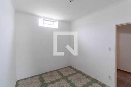 Quarto 1 de casa para alugar com 2 quartos, 130m² em Vila Ré, São Paulo