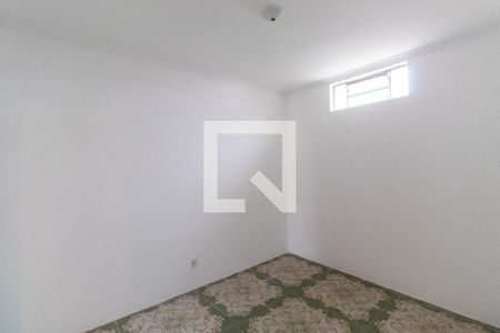 Quarto 1 de casa para alugar com 2 quartos, 130m² em Vila Ré, São Paulo