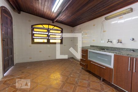 Casa para alugar com 3 quartos, 80m² em Jardim Peri Peri, São Paulo