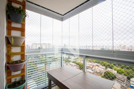 Varanda da sala de apartamento à venda com 2 quartos, 61m² em Paraíso, Santo André