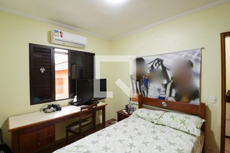 Quarto 1 de casa à venda com 3 quartos, 200m² em Jardim São Paulo(zona Norte), São Paulo