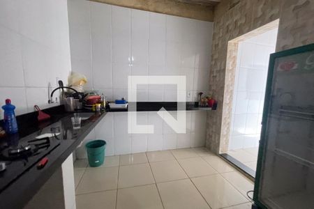 Sala de casa para alugar com 2 quartos, 75m² em Vila São Luis, Duque de Caxias