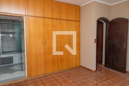 Quarto 1 - suíte de casa para alugar com 4 quartos, 305m² em Taboão, Diadema