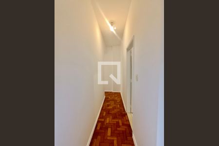 Corredor de apartamento para alugar com 2 quartos, 90m² em Leblon, Rio de Janeiro