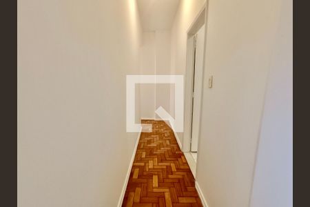 Corredor de apartamento para alugar com 2 quartos, 90m² em Leblon, Rio de Janeiro