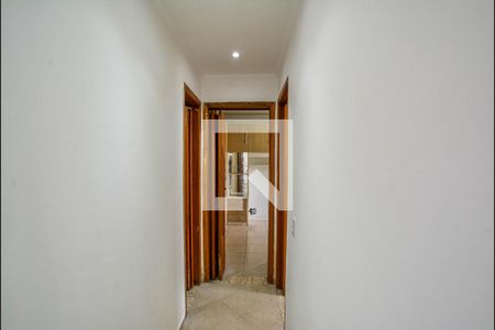 Corredor de apartamento para alugar com 2 quartos, 54m² em Utinga, Santo André