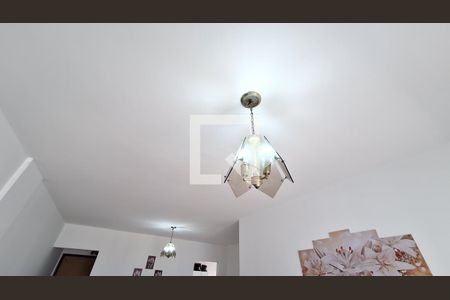 Detalhe da sala de apartamento para alugar com 2 quartos, 98m² em Vila Tupi, Praia Grande