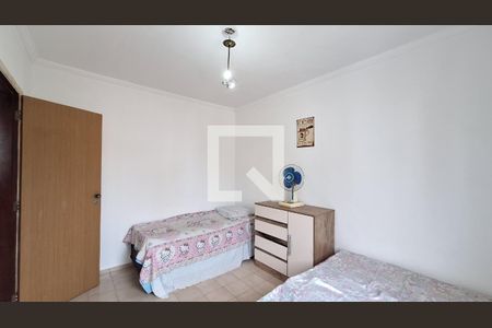 Quarto 1 de apartamento para alugar com 2 quartos, 98m² em Vila Tupi, Praia Grande