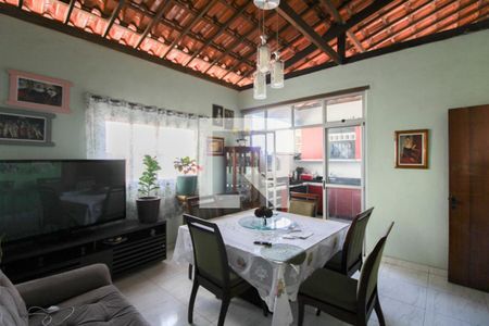 Sala de Jantar de casa à venda com 7 quartos, 200m² em Tupi B, Belo Horizonte