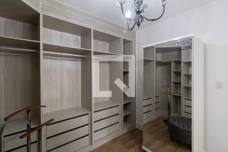 Closet Suíte de casa para alugar com 3 quartos, 200m² em Vila Feliz, São Paulo