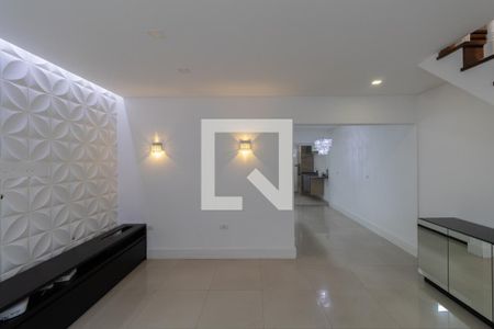 Sala de casa para alugar com 3 quartos, 200m² em Vila Feliz, São Paulo