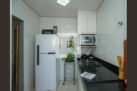 Apartamento à venda com 3 quartos, 63m² em Guarani, Belo Horizonte