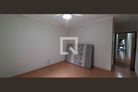 Suíte de casa à venda com 3 quartos, 125m² em Santa Maria, Osasco