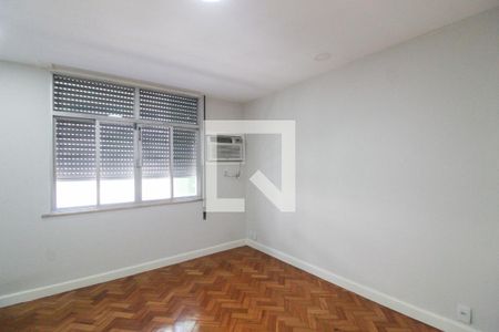 Quarto 1 de apartamento para alugar com 4 quartos, 236m² em Copacabana, Rio de Janeiro